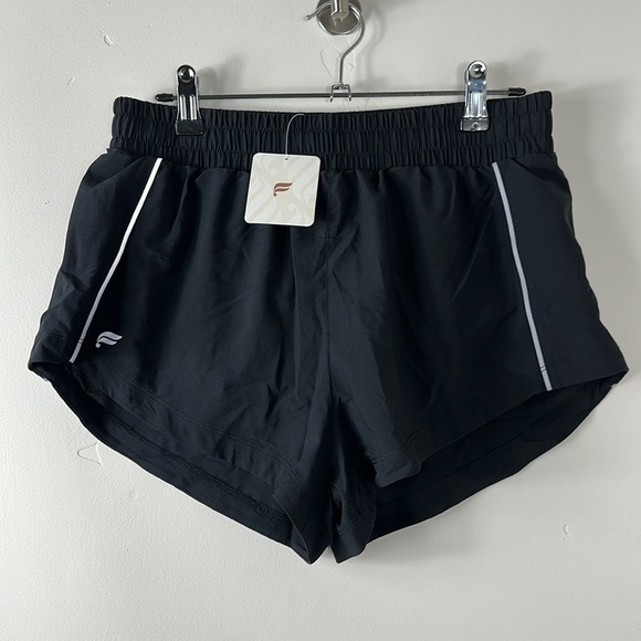 Fabletics Pants - Fabletics Black Full Speed Mid-Rise Run Short Small NWT